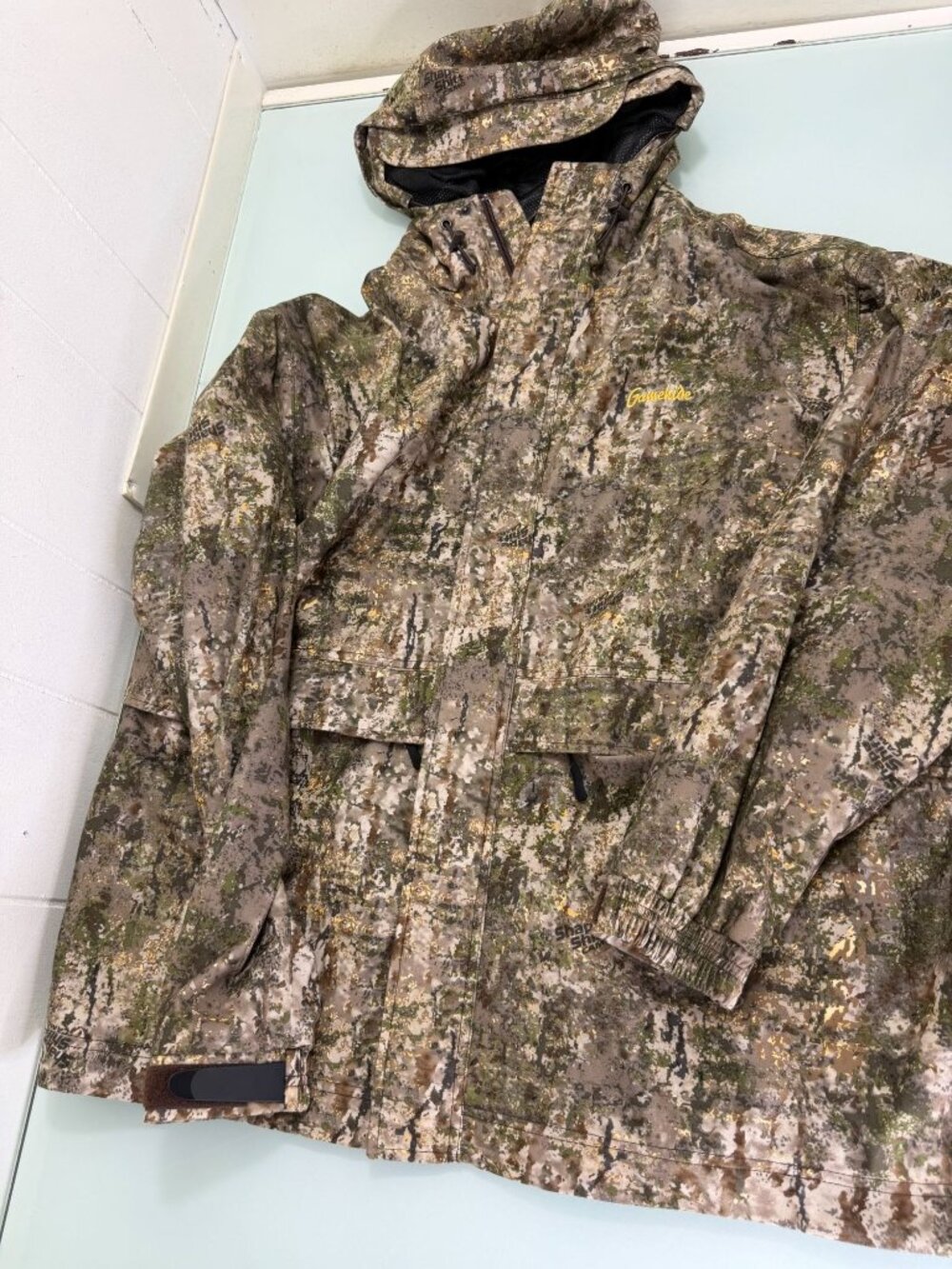 Gamehide Hunting Jacket Mens XL Shape Shift Camo Water Wind Proof Hooded Outdoor